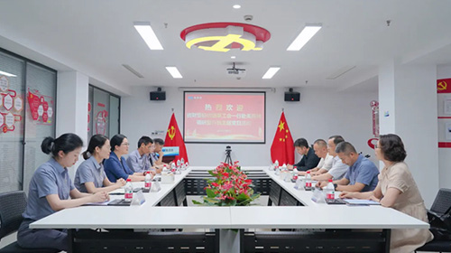 省財(cái)貿(mào)輕紡煙草工會(huì)一行調(diào)研美而特并開展主題黨日活動(dòng)